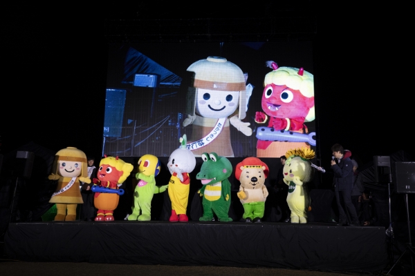 昨年の人気キャラクーの様子